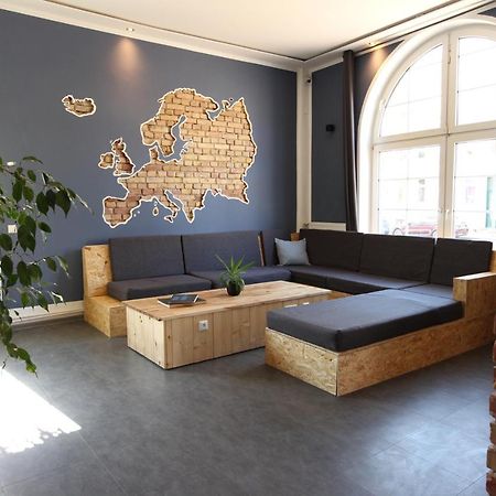 Blue Doors Hostel Ktv รอสต็อค ภายนอก รูปภาพ