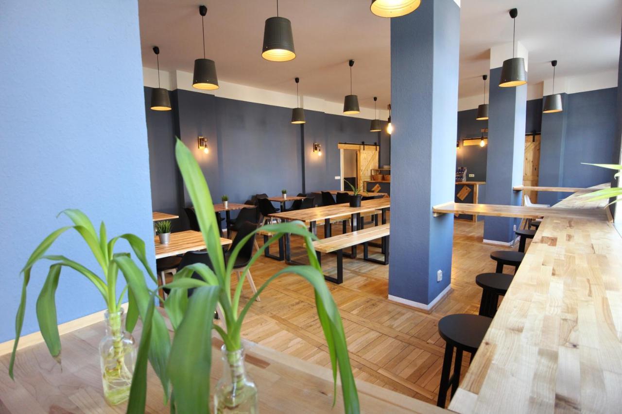 Blue Doors Hostel Ktv รอสต็อค ภายนอก รูปภาพ
