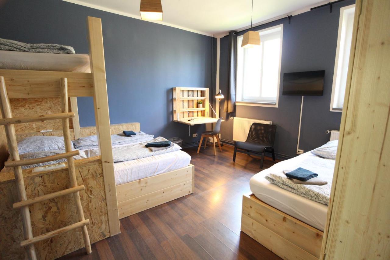 Blue Doors Hostel Ktv รอสต็อค ภายนอก รูปภาพ