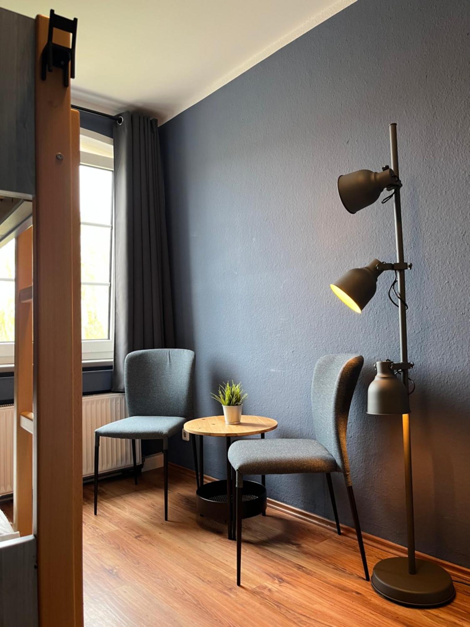 Blue Doors Hostel Ktv รอสต็อค ภายนอก รูปภาพ