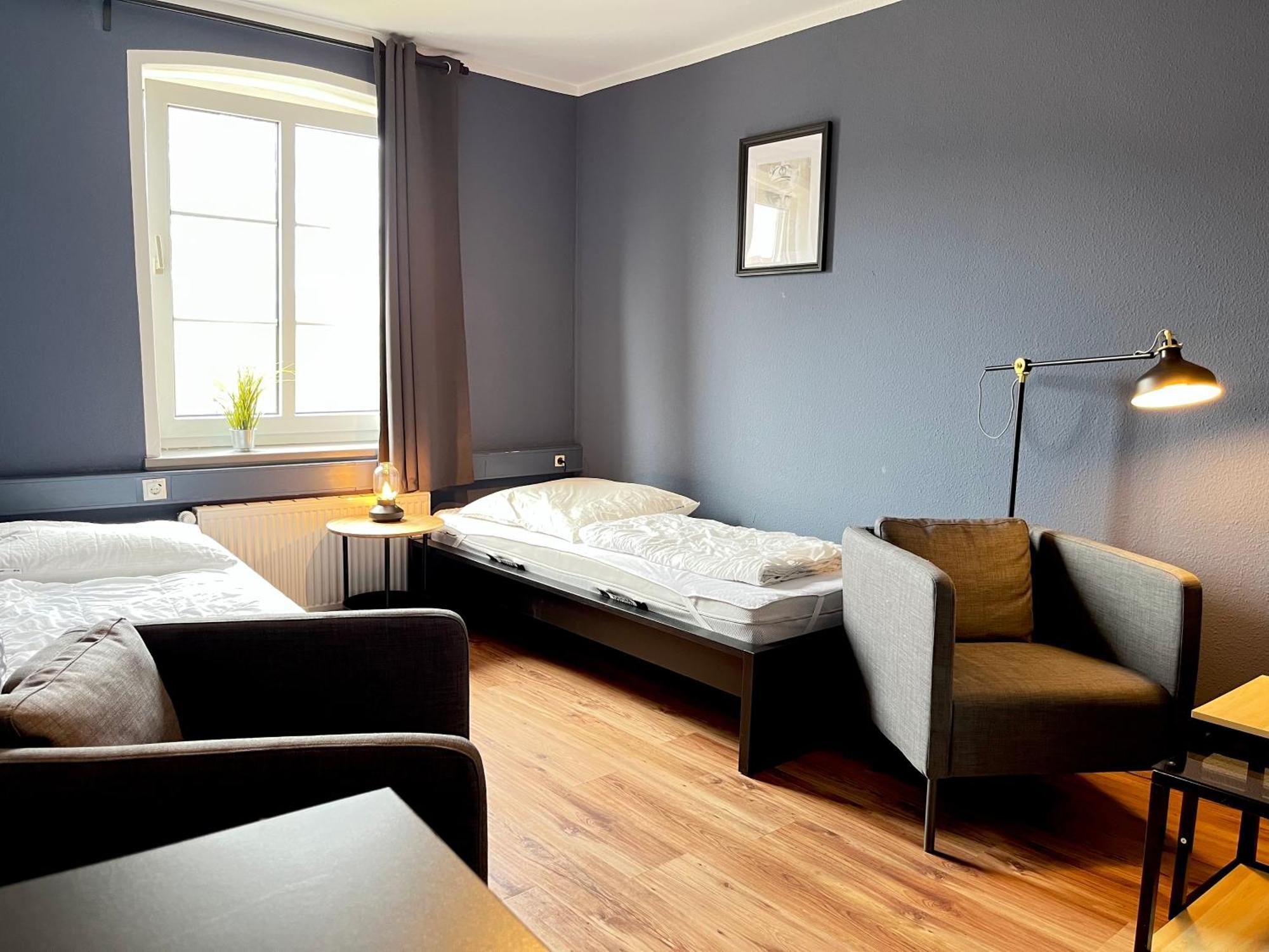 Blue Doors Hostel Ktv รอสต็อค ภายนอก รูปภาพ