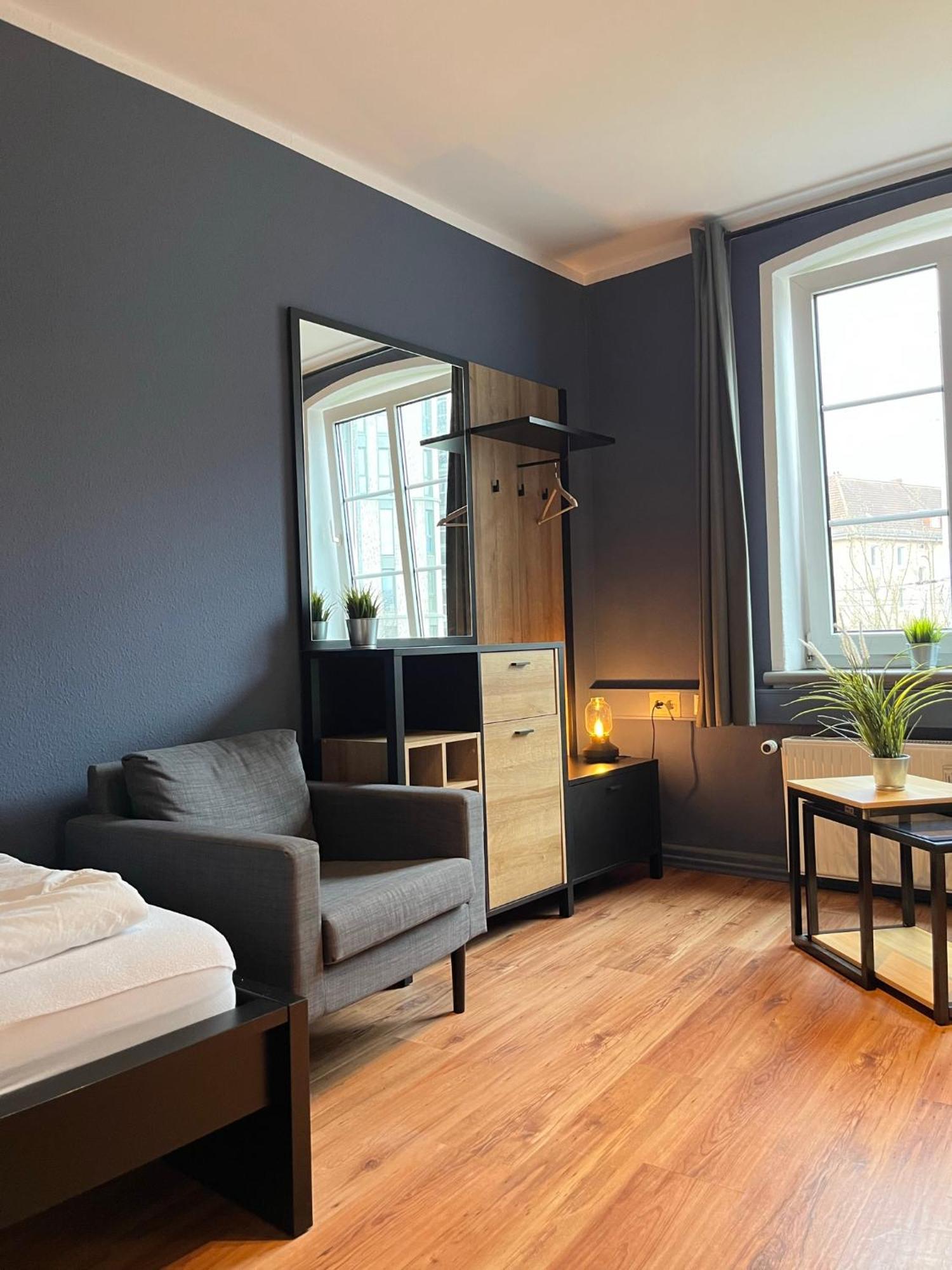 Blue Doors Hostel Ktv รอสต็อค ภายนอก รูปภาพ